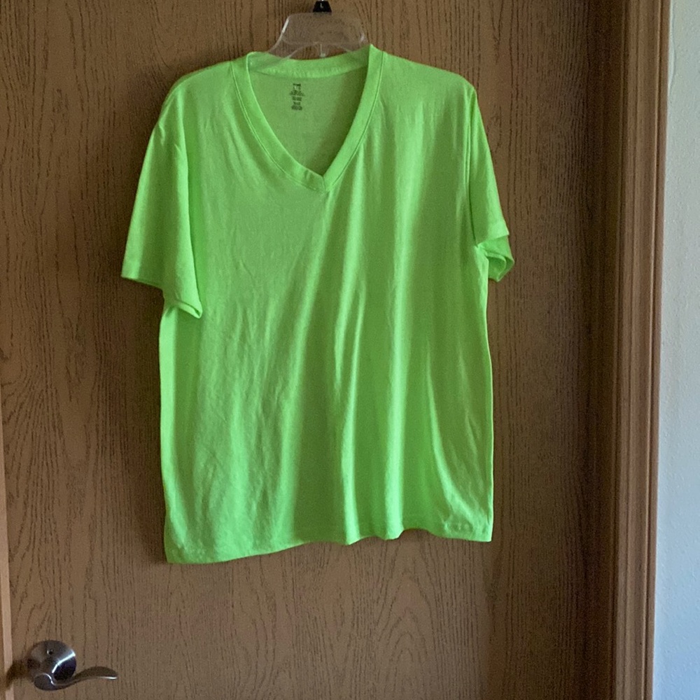 NWOT - Imagining  Neon Lt. Green V-neck T-Shirt Size Lg, 100% Polyester
